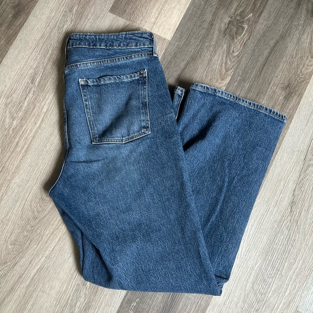 Old Navy Extra High Rise Wide Leg Jeans, size 12